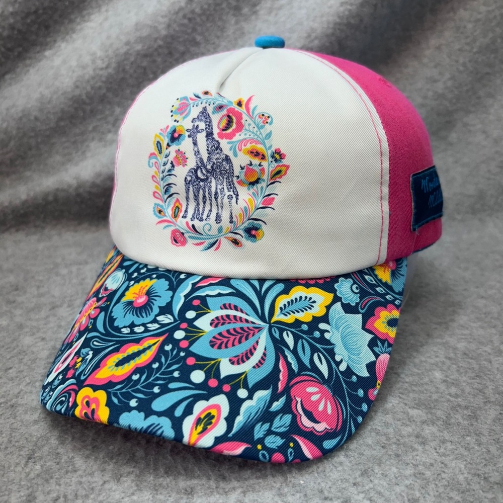 Wonders of Wildlife Giraffe Wreath Womens Multi Hat Floral Print Adjustable OSFA